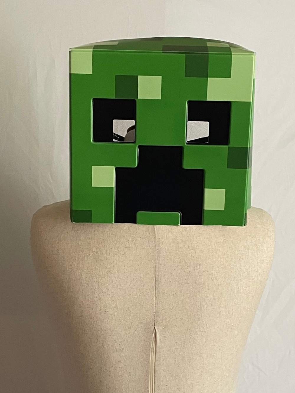 EUC Minecraft Creeper Child Halloween Costume Size Small (4-6) - Picture 8 of 14